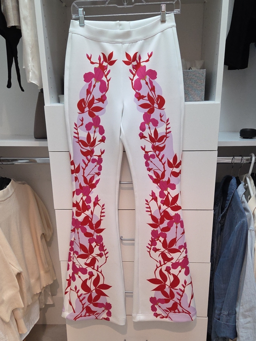 The Cynthia Rowley Bonded Fit and Flare Pant. - Picture 4 of 6